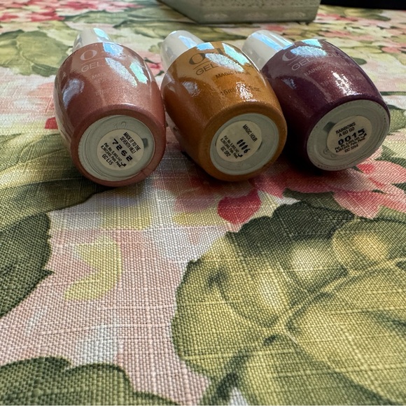 OPI Gel Color - Picture 3 of 4